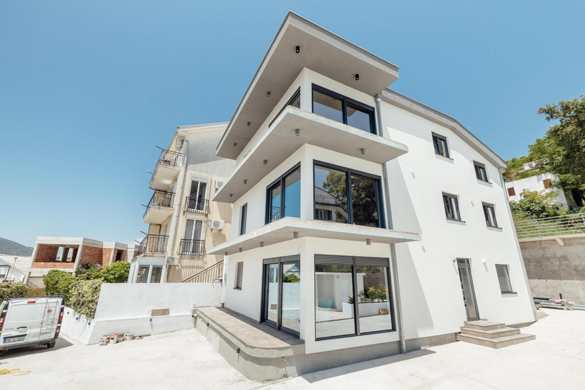 Magnolija Apartmani Игало Экстерьер фото